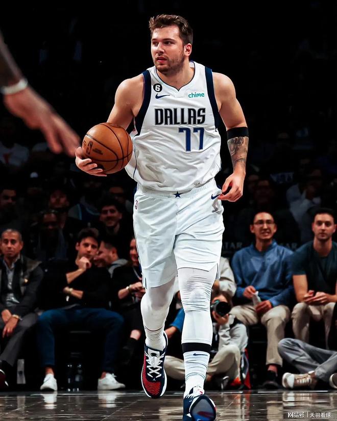 九游官方正版 -关于东契奇连续三场比赛得分超过出色防守，曼联挑战极限！的信息